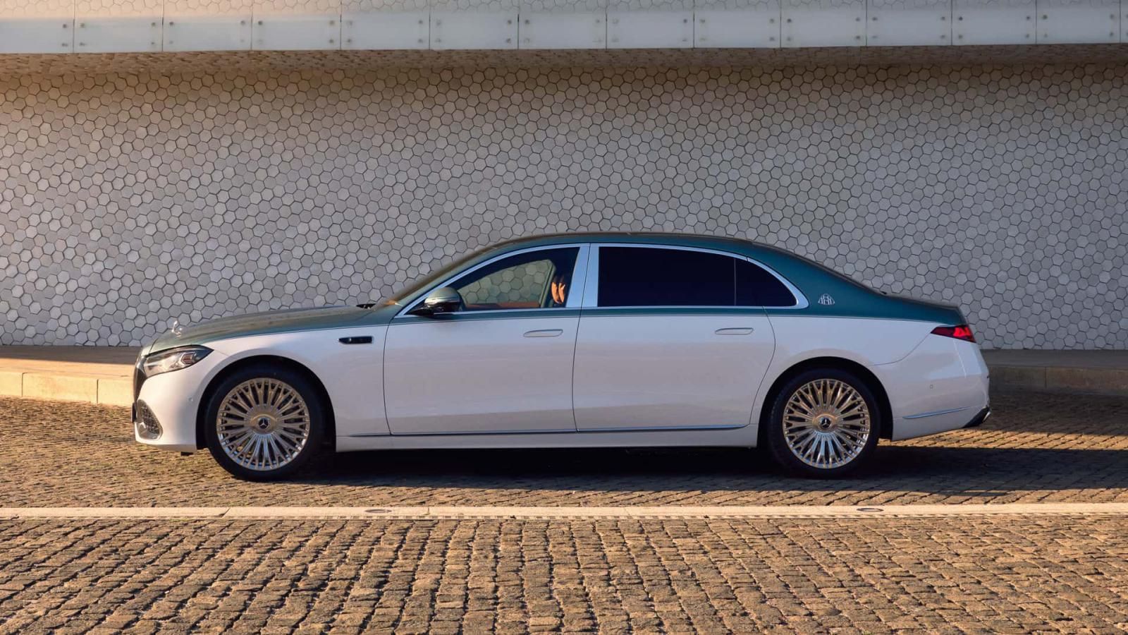 Ανανεωμένη Mercedes-Maybach S-Class: Χωρίς V12 μοτέρ αλλά με 612 άλογα